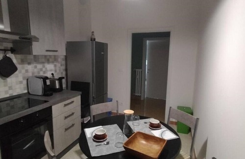 Province of Bologna Wohnung | Cozy app. strategically located for stadium, airport, unipol arena.