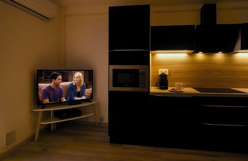 La Jetee Wohnung | Cozy Beachside Stay – A/C, Wi-Fi, Comfort & Calm