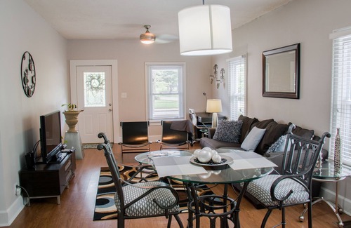 Evansville Haus | Gemütlicher Bungalow in einer netten freundlichen Nachbarschaft