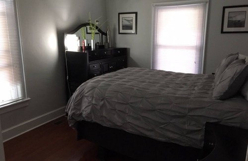 Evansville Haus | Gemütlicher Bungalow in einer netten freundlichen Nachbarschaft