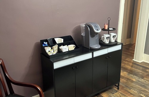 Springfield Haus | Cozy Bungalow near downtown and Wittenberg