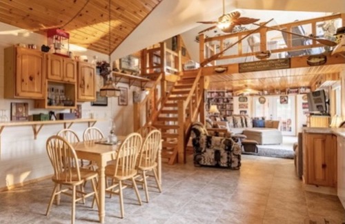 Newville Kabine | Cozy Cabin at Lake Koshkonong