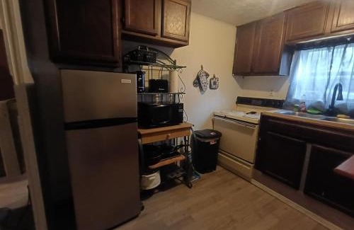 Gladwin Haus | Cozy Cabin Getaway Close to Town