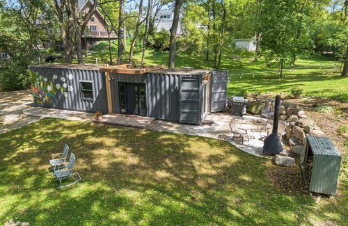 Ann Arbor Kabine | Cozy cabin in pleasant Ann Arbor with AC, WiFi