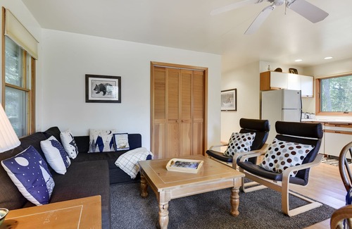 La Pointe Hütte | Gemütliche Hütte im Wald von Madeline Island