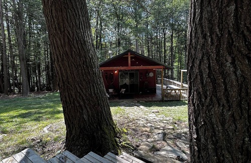 Mount Nebo Kabine | Cozy Cabin nestled in the woods between Summersville and Fayetteville WV