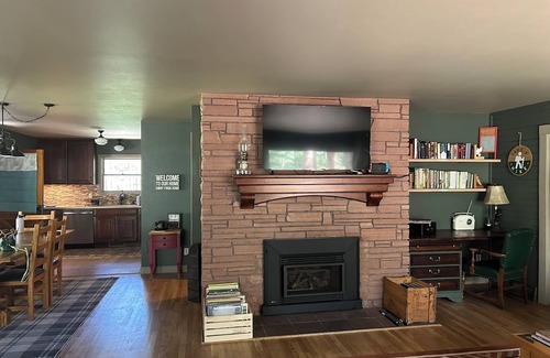 Rye Kabine | Cozy Cabin on the Creek