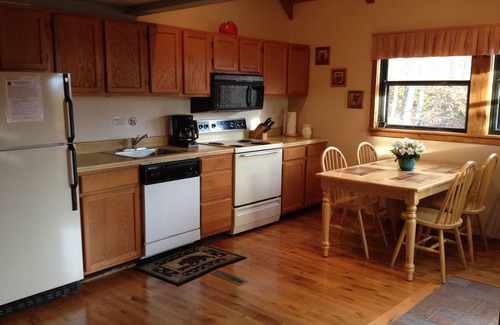 Davis Kabine | Gemütliche Hütte mit Schwimmen, Wandern, Skifahren und Radfahren