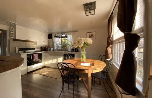 West Caldwell Haus | Vollständig renoviertes Gästehaus auf privatem historischen Anwesen