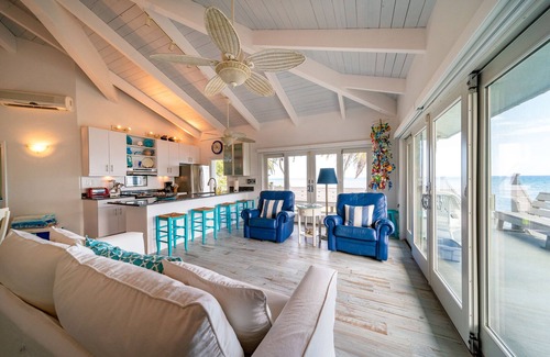 North Side Hütte | Gemütliches Cottage am Strand von Cayman - Emerald Sea House