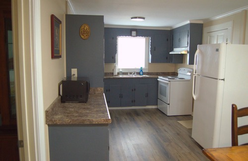 Bayou Cane Haus | Cozy, centrally located, 1-bedroom house in Houma! On the Bayouside