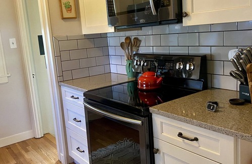 Rose Park Haus | Cozy, charming 3BR, 2B home blks from downtown Missoula, U of M, lots of shops