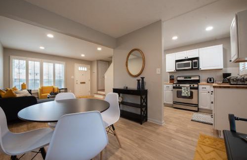 Royal Oak Wohnung | Cozy Condo in the Heart of Royal Oak