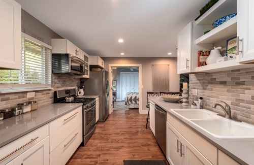 Harrison Haus | Ein gemütliches Häuschen! Alle Sportarten Budd Lake in der Nähe von Bootsstart und Nachbarschaftsstrand.