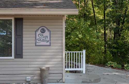 Harrison Haus | Ein gemütliches Häuschen! Alle Sportarten Budd Lake in der Nähe von Bootsstart und Nachbarschaftsstrand.