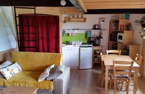Longevilles-Mont-d'Or Skihütte | gemütliches Ferienhaus Haut-Doubs, auf 1000 m Höhe im Herzen des Jura