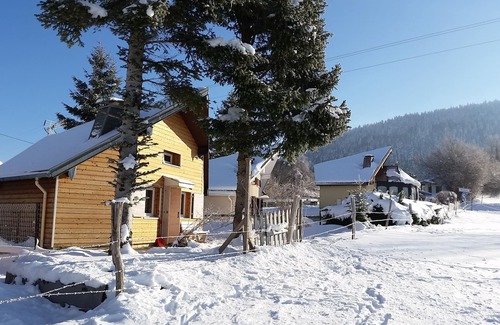 Longevilles-Mont-d'Or Skihütte | gemütliches Ferienhaus Haut-Doubs, auf 1000 m Höhe im Herzen des Jura