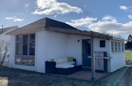 Cutchogue Hütte | Cozy Cottage on the North Fork Close to Vineyards & Beaches