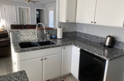 Wellington Haus | Cozy Desert Creek Bungalow in Smith Valley - OHV Paradise