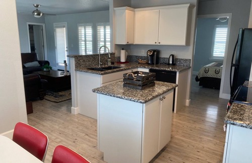 Wellington Haus | Cozy Desert Creek Bungalow in Smith Valley - OHV Paradise