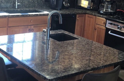 Carrabassett Valley Haus | Gemütliches Unterhaltungshaus in Sugarloaf Village I, spektakuläre Ausblicke!