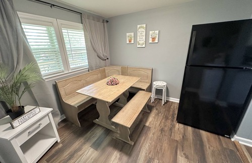 West Blocton Haus | Cozy Family Fun House