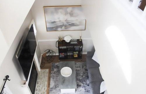 Norwich Wohnung | Cozy French Style Villa- 3 Bed-Casino-Pools-Jacuzzi