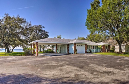 Florida South Atlantic Coast Haus | Cozy Frostproof Escape with Private Hot Tub!