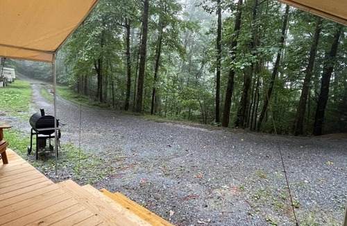 Deep Gap Kabine | Cozy Glamping Tent near Boone with AC