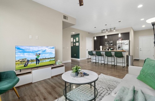 Riverside Wohnung | Cozy Green 1BR Retreat Pool, Hot Tub & Near ASU & Mill Ave