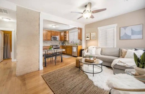 South Salt Lake Haus | Cozy Home Away From Home! Cute Neighborhood - Off Street Parking