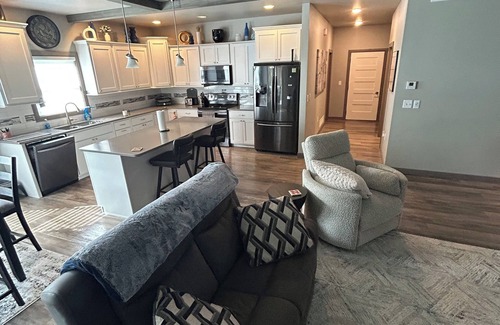 North Spearfish Haus | Cozy home close to all attractions w/ a fabulous kitchen and all amenities!