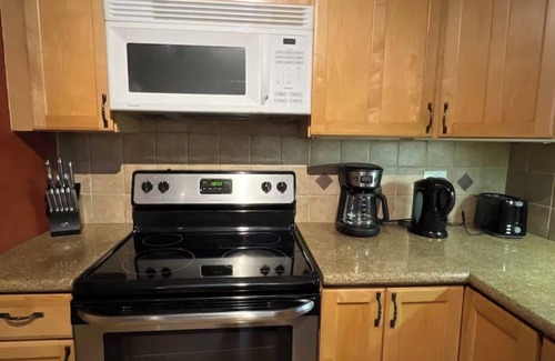 Sunrise Haus | Cozy home close to shopping