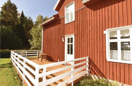 Arjang Haus | Cozy Home In Årjäng With Kitchen