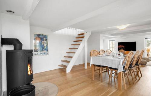 Voersaa Haus | Cozy Home In Asaa With Wifi