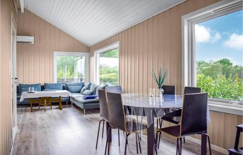 Vindafjord Haus | Cozy Home In Bjoa With Wifi