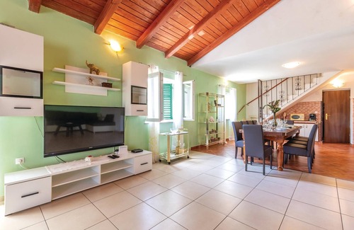 Muc Haus | Gemütliches Zuhause in Gizdavac mit.