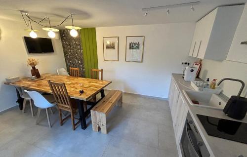 Cazma Haus | Cozy Home In Grabovnica With Wifi - Ccc599