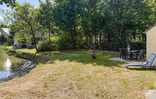 Hoeven Haus | Cozy Home In Hoeven With Wifi