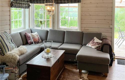 Torsby Haus | Cozy Home In Långtjärn With Kitchen