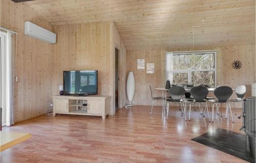 Ronbjerg Haus | Cozy Home In Roslev With Wifi