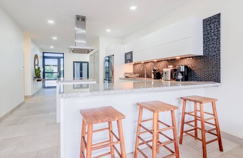 Malmok Haus | NEUES 4 Schlafzimmerreihenhaus in Boca Catalina Beach Aruba