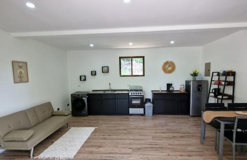 Playa Naranjo Haus | Cozy houses near a beach