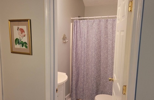 New Park Wohnung | Cozy inlaw suite/apartment in a quiet wooded setting close to York and Lancaster