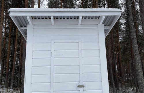 Alvsbyn Kabine | Cozy Lake Cabin in the Forest