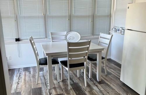 Argentine Hütte | Cozy Lake Cottage