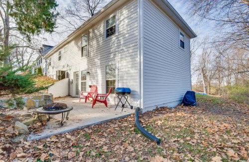 Liberty Haus | Cozy Liberty Getaway with Fire Pit and Patio!