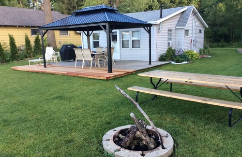 Plainwell Hütte | Cozy little cottage on beautiful Pine Lake