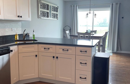 Manteno Haus | Cozy Manteno Townhome