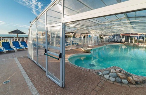 Saint-Michel-Chef-Chef Haus | Cozy mobile home with terrace in Saint-Michel-Chef-Chef